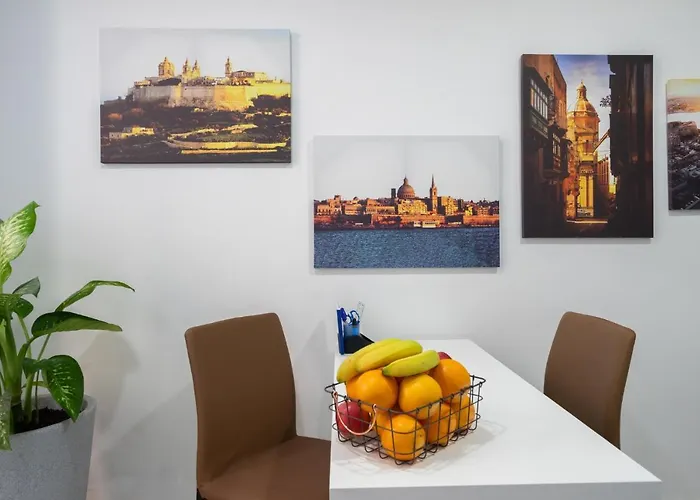 Marina Apartahotel 4*